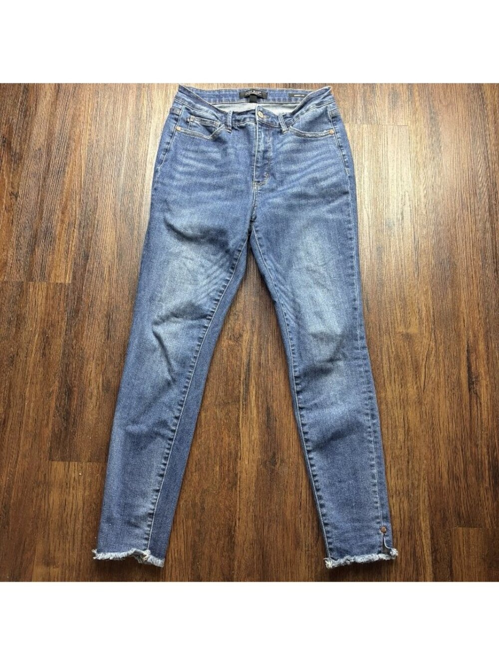 Judy Blue Skinny Fit Jeans JB88682 Distressed Medium Wash Raw Hem Size 9/29